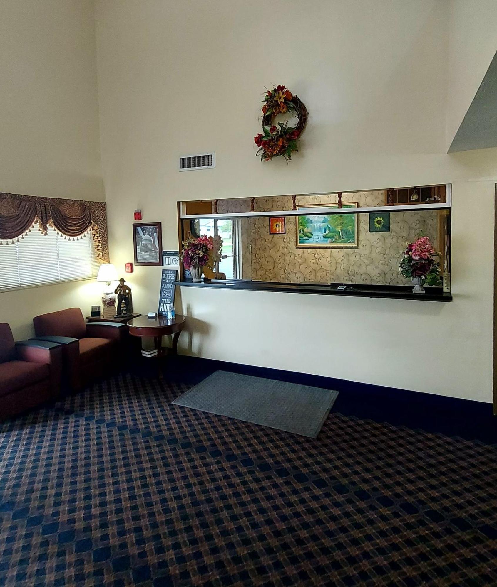 Patriot Inn Spencer Bagian luar foto